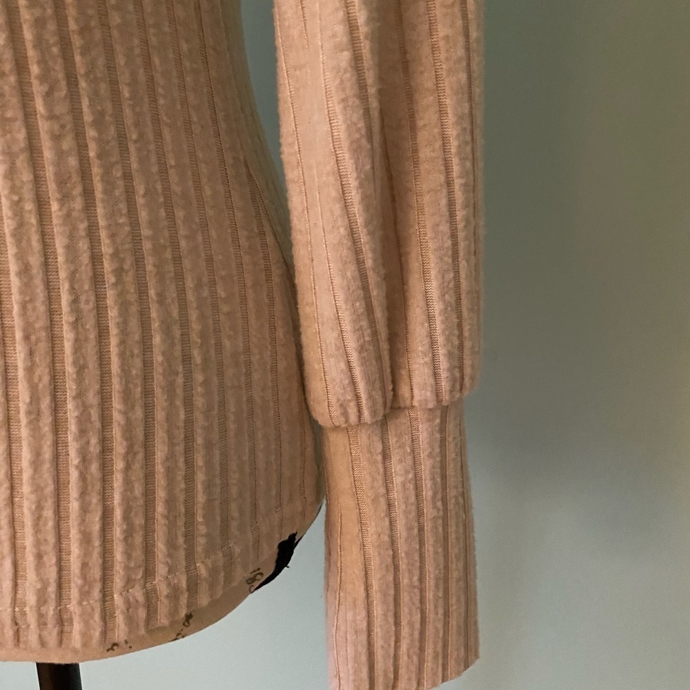 Beige V-Neck Ribbed Sweater - Picture 3 of 5